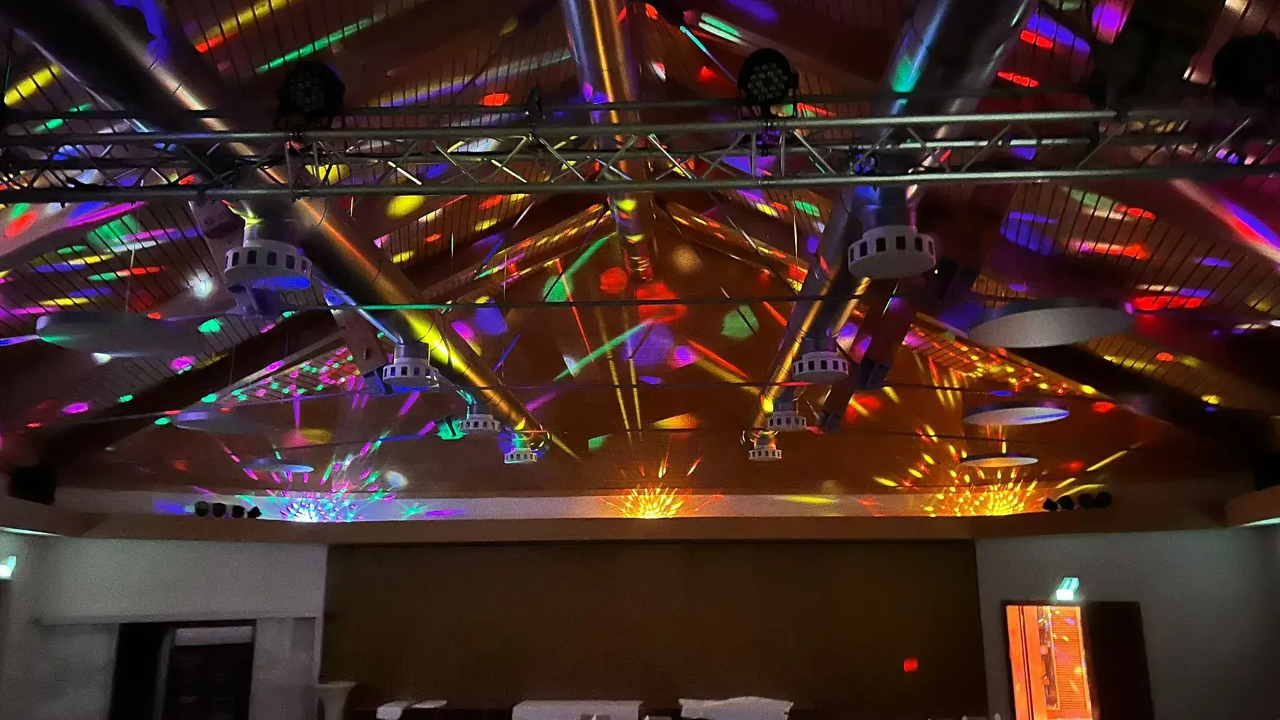Discokugel mit Effektlicht